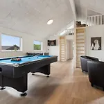 Holiday home 5 Star In